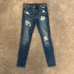 AMERICAN EAGLE “SUPER STRETCH” SKINNY JEANS